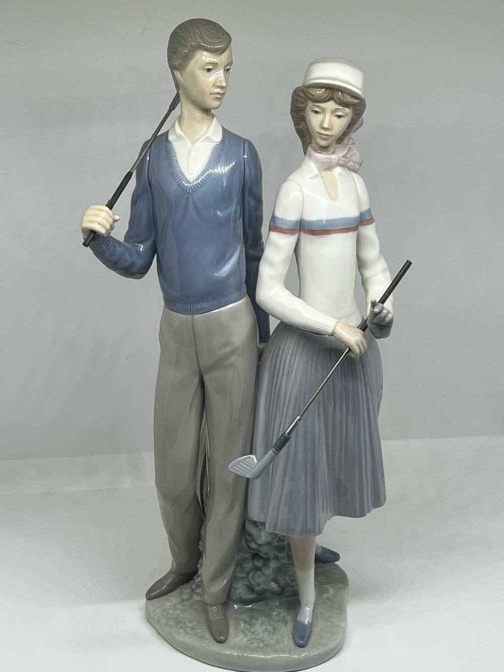 LLADRO Golfing Couple Pair Man/Woman Golfer Golf Clubs #1453